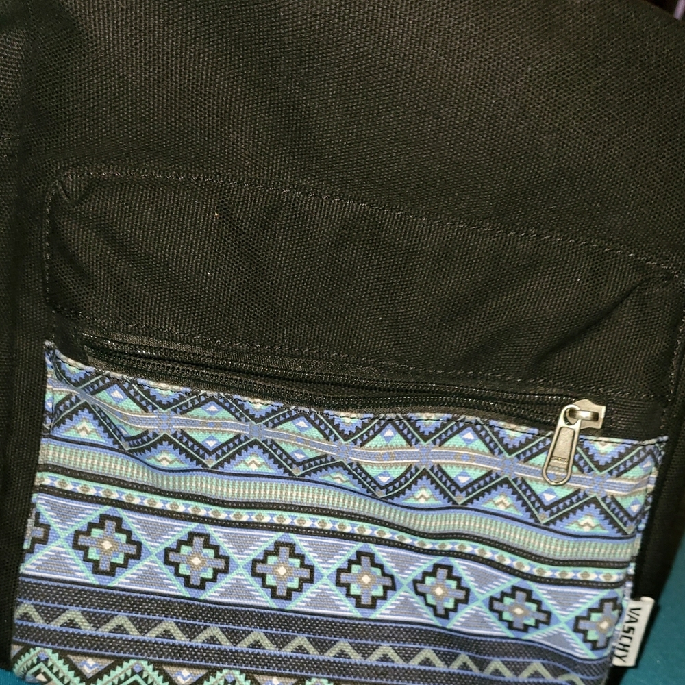 Woman's pocketbook/purse.